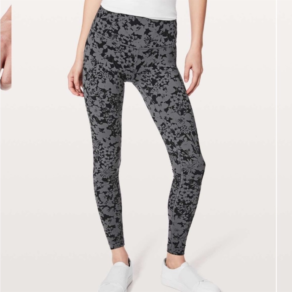 Lululemon high rise Wunderwonders.